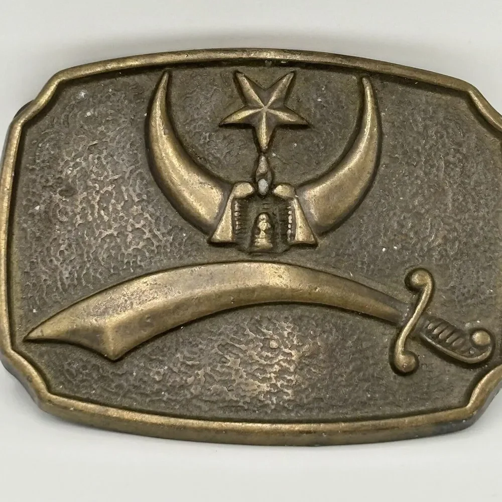 Vintage SHRINER Solid Brass‎ Black Star Sword USA Belt Buckle